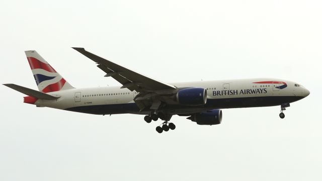 Boeing 777-200 (G-YMMN)