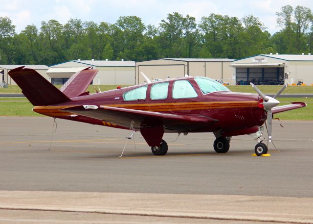 Beechcraft 35 Bonanza (N8137R) - At Downtown Shreveport. 1974 Beech V35B 