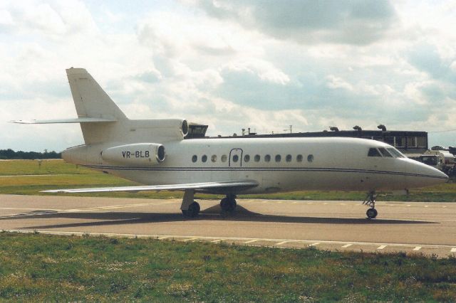 Dassault Falcon 900 (VR-BLB) - Taxiing to the ramp in Sep-96.br /br /Reregistered VP-BLB 1-Jul-97,br /then N920SA 10-Mar-12,br /then N900LJ 26-Sep-17.