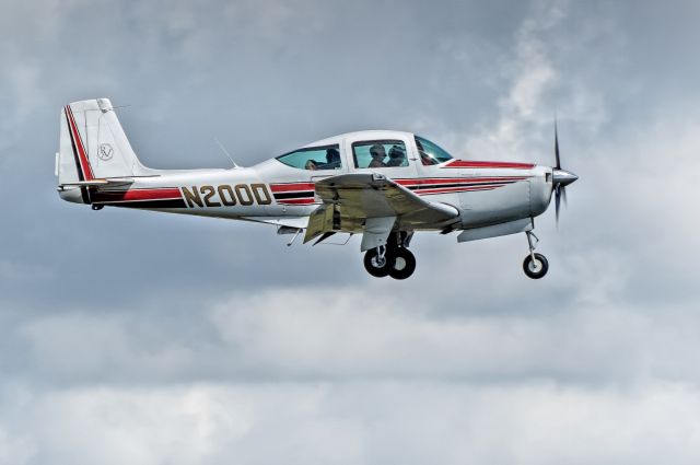 North American Rockwell Commander 200 (N200D) - Good looking airplane.