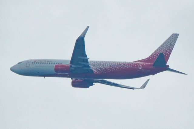 Boeing 737-800 (RA-73192)