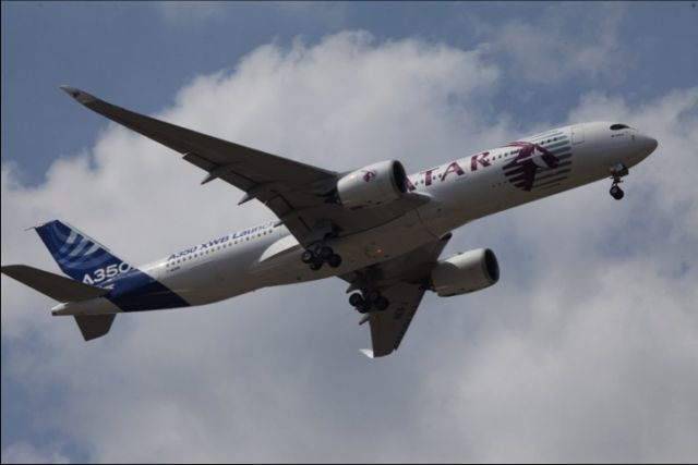 Airbus A350-900 —