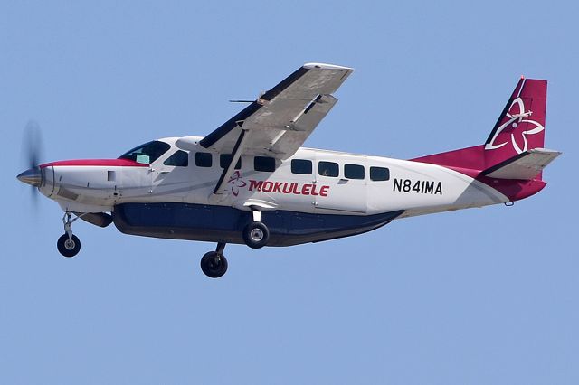 Cessna Caravan (N841MA) - Takes off. 