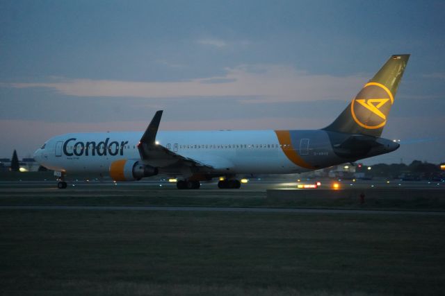 BOEING 767-300 (D-ABUD) - Condor's second to last flight into MSP with the 767 before switching to the new a330neos.br /2/9/23