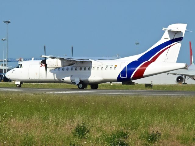 ATR ATR-72 (EC-IVP)