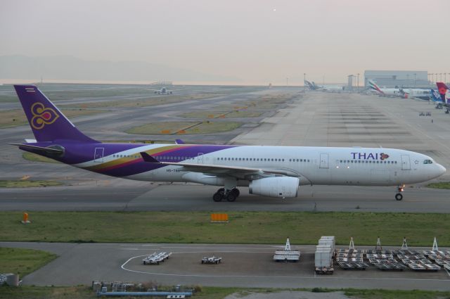 Airbus A330-300 (HS-TBB)