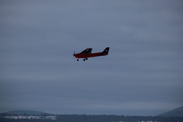 Cessna Skyhawk (C-FUWO)