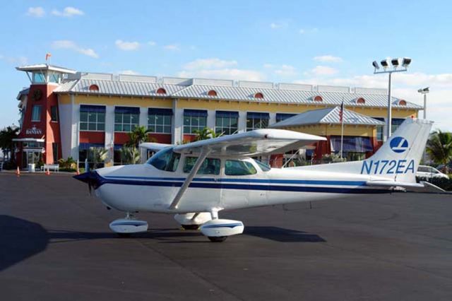 Cessna Skyhawk (N172EA)