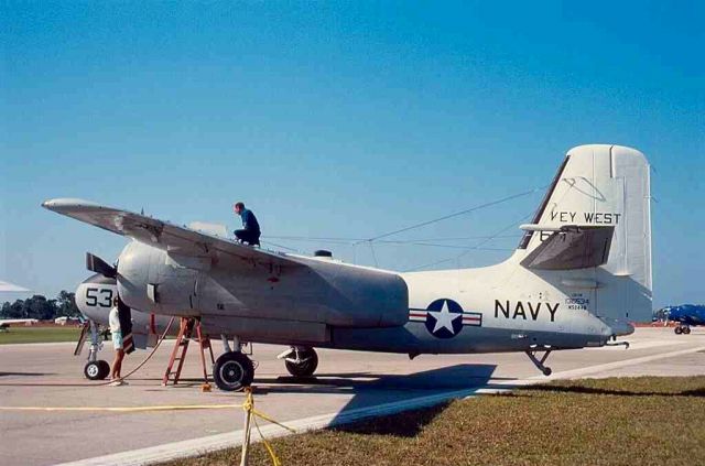 De Havilland Canada CS2F Tracker (N52448)