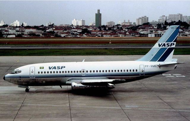 Boeing 737-700 (PP-SMG)