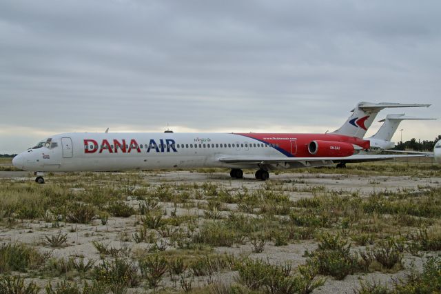 McDonnell Douglas MD-83 (5N-SAI)