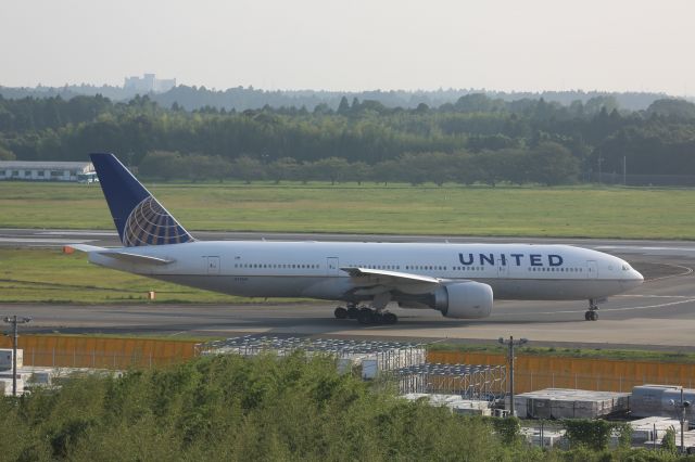 Boeing 777-200 (N77019)