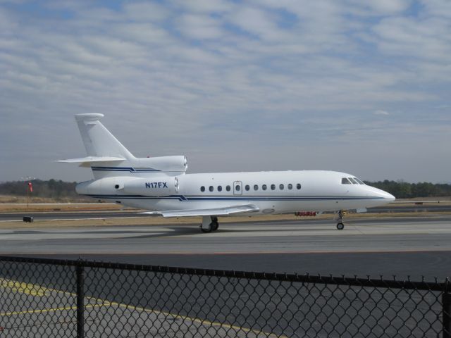 Dassault Falcon 900 (N17FX)