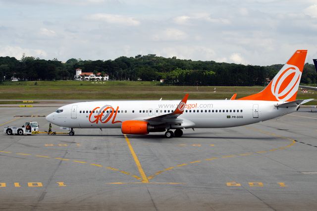 Boeing 737-800 (PR-GGQ)