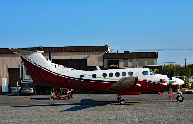 Beechcraft Super King Air 200 (C-GUND)