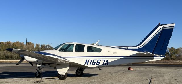 Beechcraft 55 Baron (N1567A)