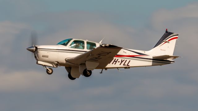 Beechcraft Bonanza (36) (VH-YLL)