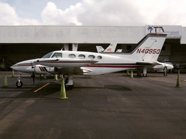 Cessna 402 (N4095Q)