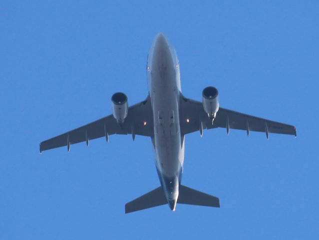 Airbus A310 (C-GPAT)