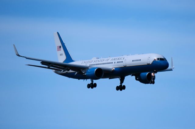 80001 — - Air Force Two landing in Fargo, North Dakota