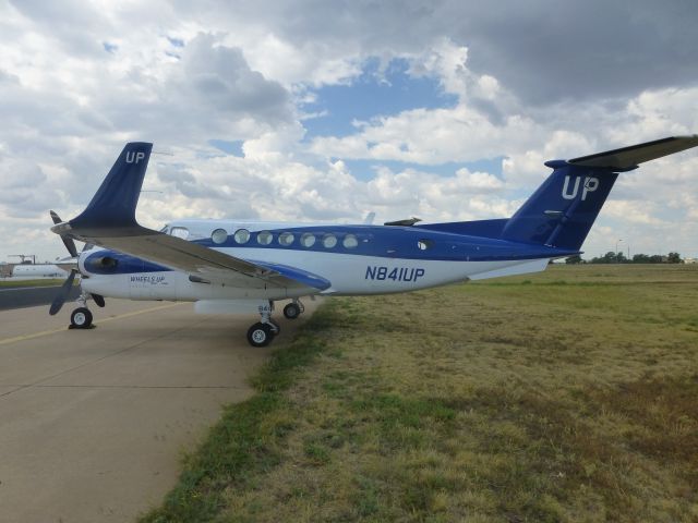Beechcraft 35 Bonanza (GAJ841)