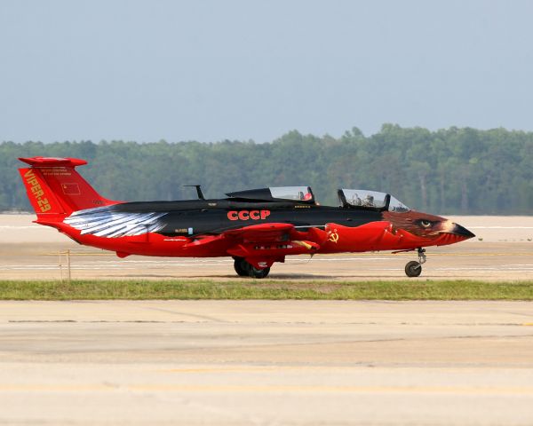 Aero L-29 Delfin (N129DH) - Copyright Jim Firman. Taken at the Cherry Point MCAS Air Show 2008.  See other N129DH photo for view of completely different left side of the aircraft.