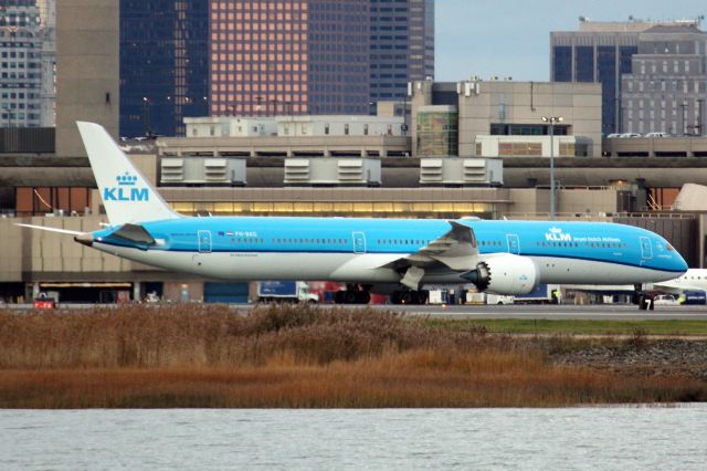 BOEING 787-10 Dreamliner (PH-BKG) - One of many JFK weather diversions to BOS on 11/13/21.