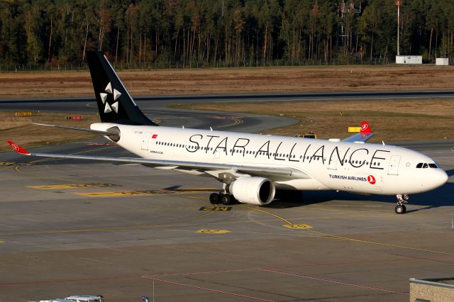 Airbus A330-200 (TC-LNB)