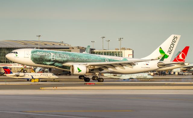 Airbus A330-200 (CS-TRY) - Azores Airlines touches down on runway 33R at YYZ as RZO321