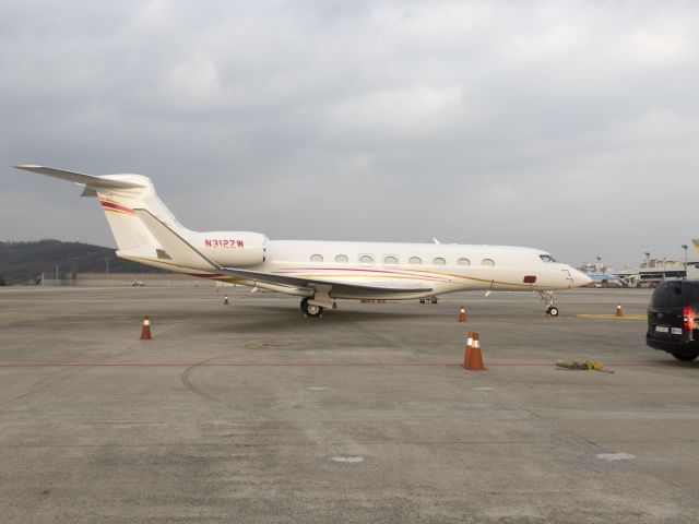 Gulfstream Aerospace Gulfstream G650 (N312ZW) - No location as per request of the aircraft owner. 2 DEC 2017.