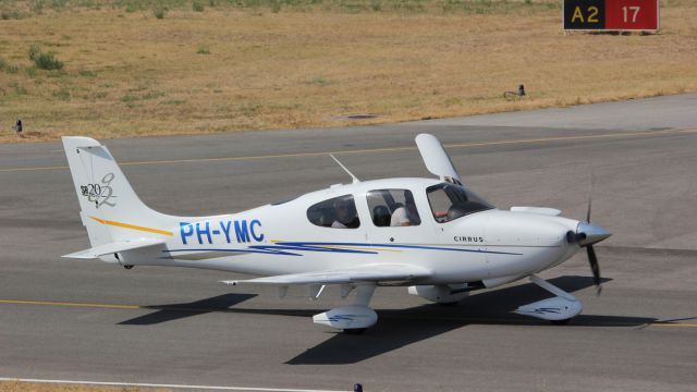 Cirrus SR-20 (PH-YMC)