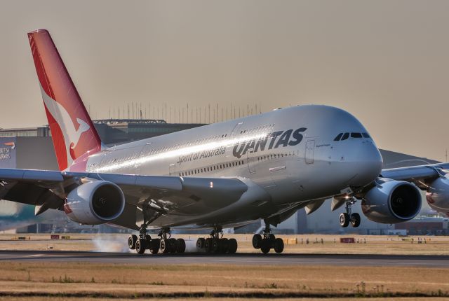 Airbus A380-800 (VH-OQK)