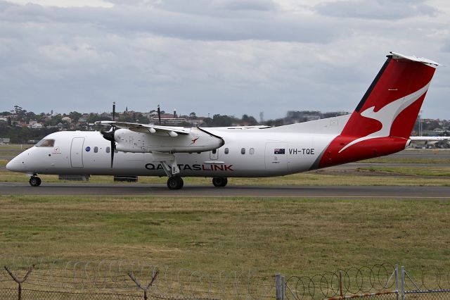 de Havilland Dash 8-300 (VH-TQE) - on 2 December 2017