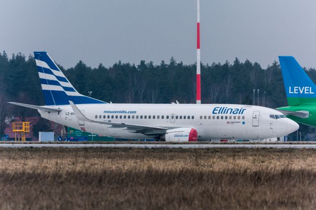 BOEING 737-300 (LZ-BVM) - EPRZ