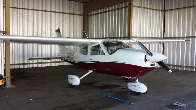 Cessna Cardinal (N370S) - In the hangar at Front Range KFTG