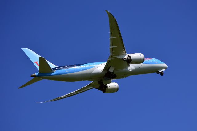 Boeing 787-8 (G-TUIB) - TUI - B787-8 (G-TUIB) Departing NCL mid morning. (Photo Jun 2016)