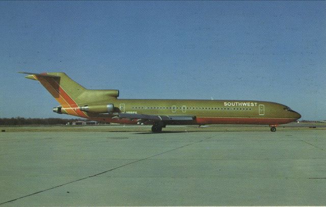 BOEING 727-200 (N561PE) - scanned from postcardbr /southwest