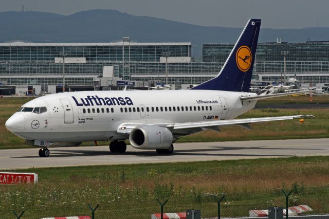 Boeing 737-500 (D-ABID)