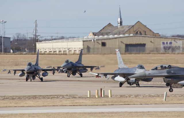 Lockheed F-16 Fighting Falcon (85-1467) - Follow the leader! A gaggle of F-16C's from the 457th Fighter Squadron arriving back home to NAS/JRB Fort Worth after a local sortie (Please view in "full" for highest image quality)