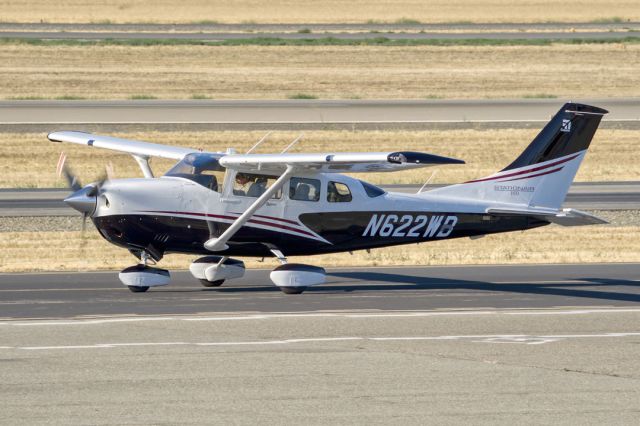 Cessna 206 Stationair (N622WB) - Textron T206H, Cessna T206H Turbo Stationair HD at Livermore Municipal Airport, CA. August 2021