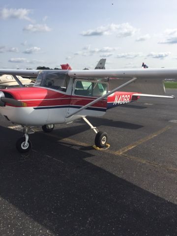 Cessna Commuter (N4068J) - ramp at KDVK Danville Kentucky