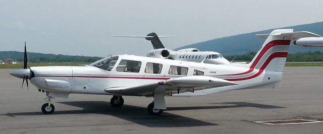 Piper Saratoga (N36445)