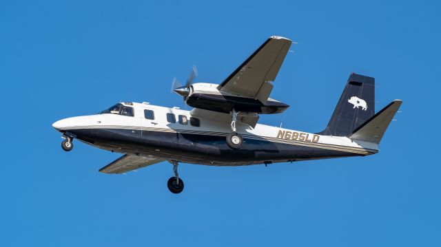 Rockwell Commander 685 (N685LD) - Arriving 31Lbr /10/26/18