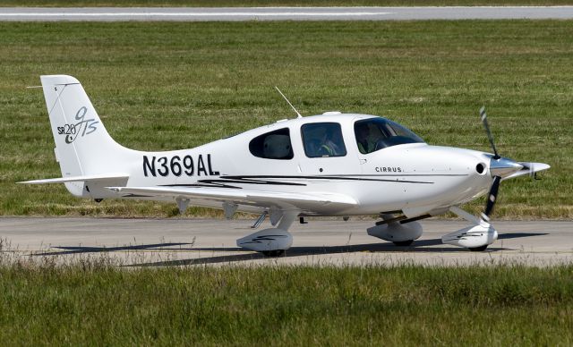 Cirrus SR-20 (N369AL) - Used to be based at Jersey but now moved to the UK