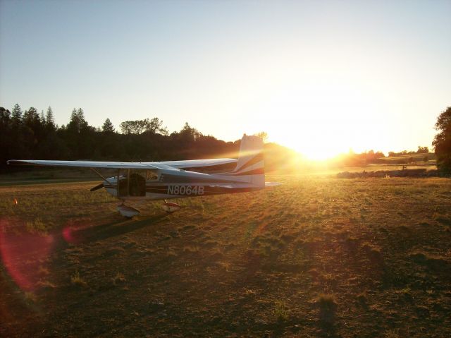 Cessna Skyhawk (N8064B) - Parked off the runway at Colombia (O22) watching the sunset.