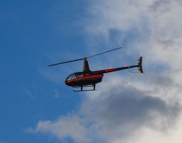 Robinson R-66 (N68HT) - 8/1/21.  Giving some sight seeing tours around Orlando, FL