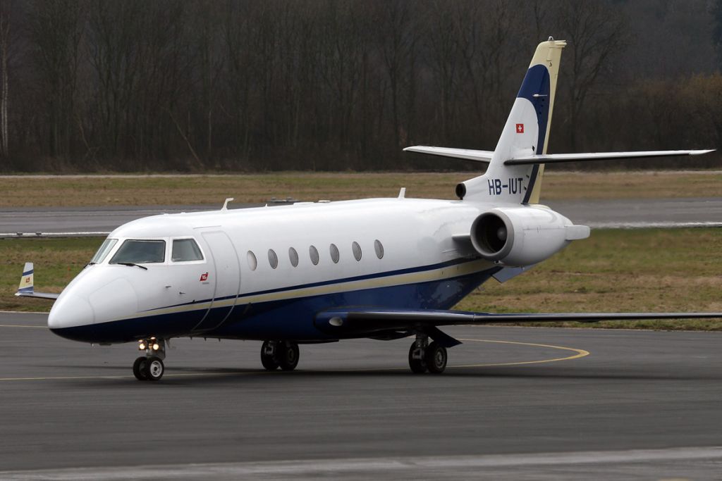 IAI Gulfstream G200 (HB-IUT)
