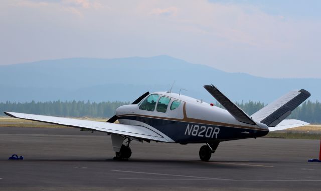 Beechcraft Bonanza (36) (N820R)