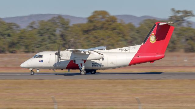 de Havilland Dash 8-200 (VH-ZZP)