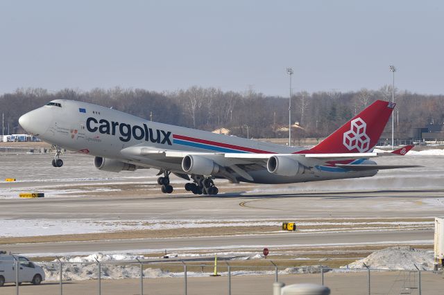 Boeing 747-400 (LX-LCL) - 23-R 01-24-25